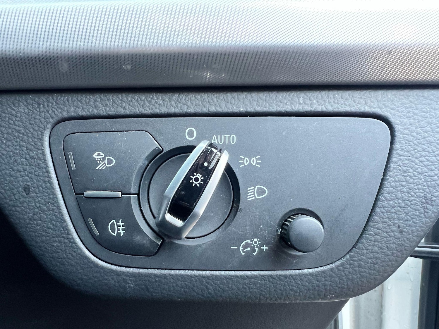 Used Audi Q5 2017 for sale - 76989841: Photo 11