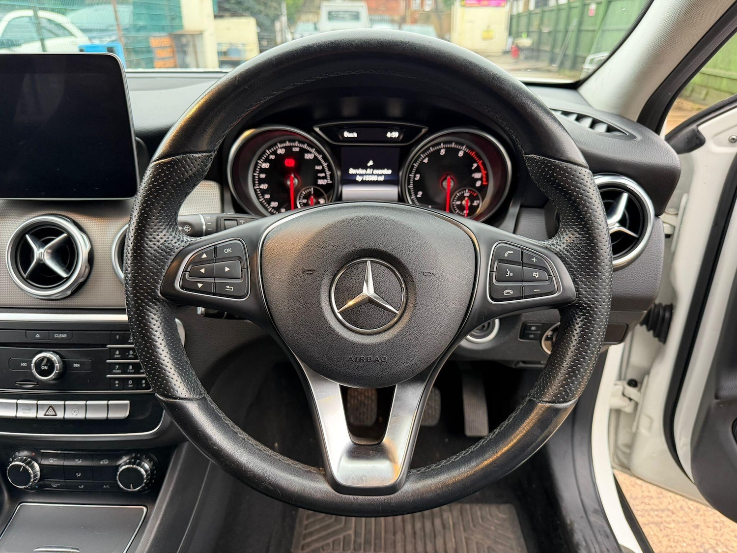 Used Mercedes-Benz GLA 2018 for sale - 77345631: Photo 26