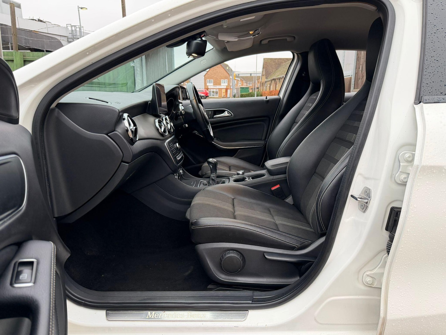 Used Mercedes-Benz GLA 2018 for sale - 77345631: Photo 28