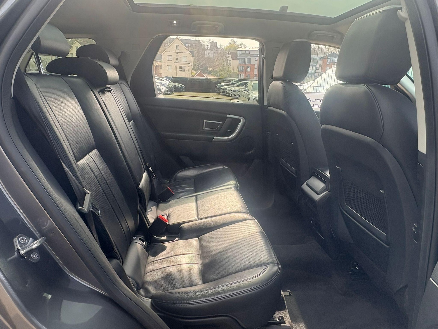 Used Land Rover Discovery Sport 2019 for sale - 77994085: Photo 16