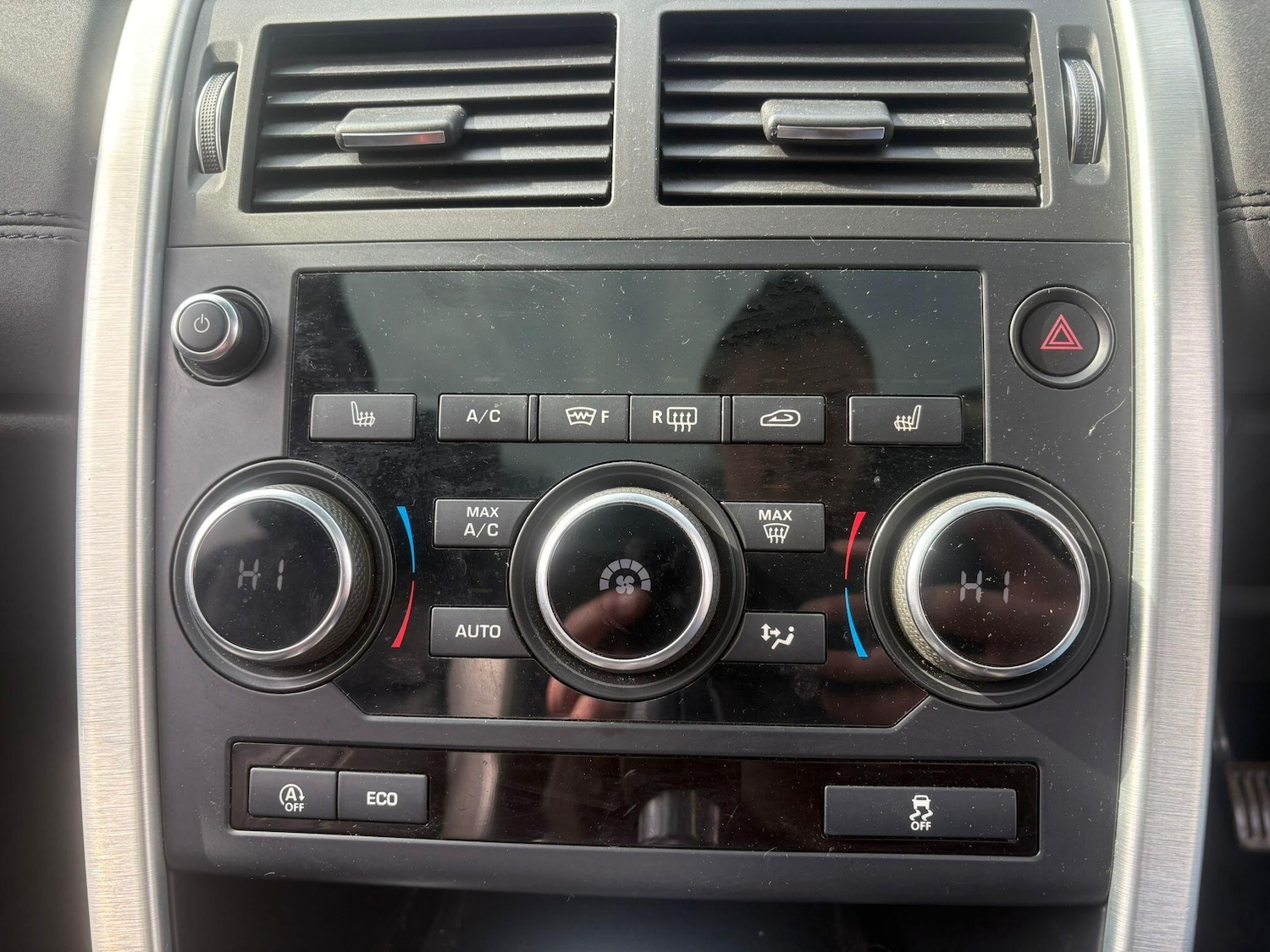 Used Land Rover Discovery Sport 2019 for sale - 77994085: Photo 31