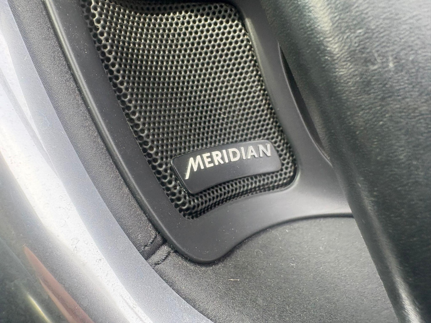 Used Land Rover Discovery Sport 2019 for sale - 77994085: Photo 4