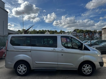 Used Ford Tourneo Custom 2015 for sale - 76071846: Photo 2