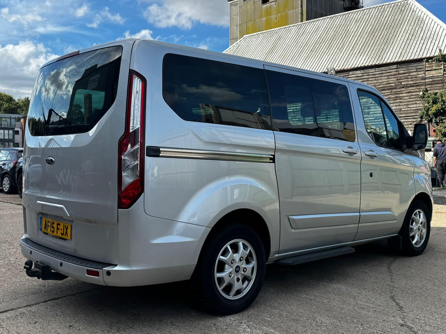 Used Ford Tourneo Custom 2015 for sale - 76071846: Photo 3