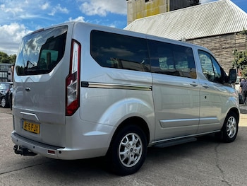 Used Ford Tourneo Custom 2015 for sale - 76071846: Photo 3