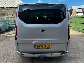 Used Ford Tourneo Custom 2015 for sale - 76071846: Photo 4