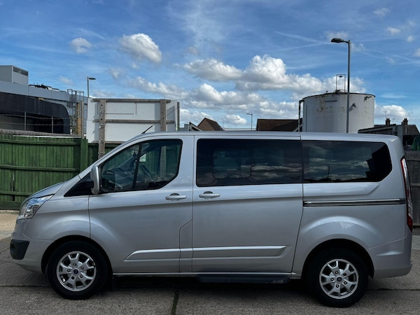 Used Ford Tourneo Custom 2015 for sale - 76071846: Photo 6