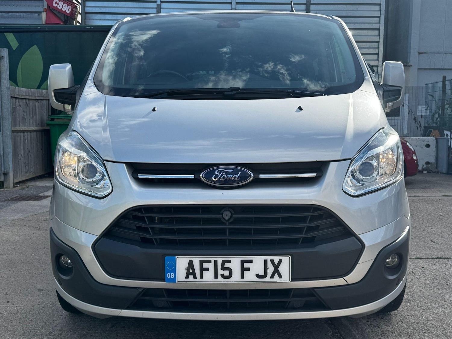 Used Ford Tourneo Custom 2015 for sale - 76071846: Photo 8