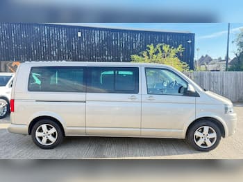 Used Volkswagen Caravelle 2010 for sale - 79767442: Photo