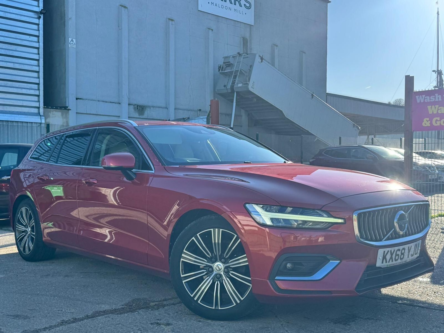 Used Volvo V60 2018 for sale - 76886726: Photo 1