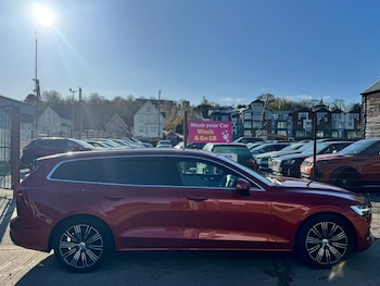 Used Volvo V60 2018 for sale - 76886726: Photo