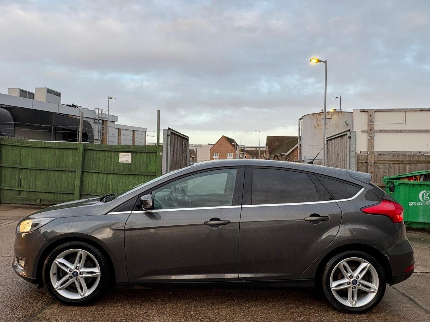 Used Ford Focus 2015 for sale - 77883446: Photo 10