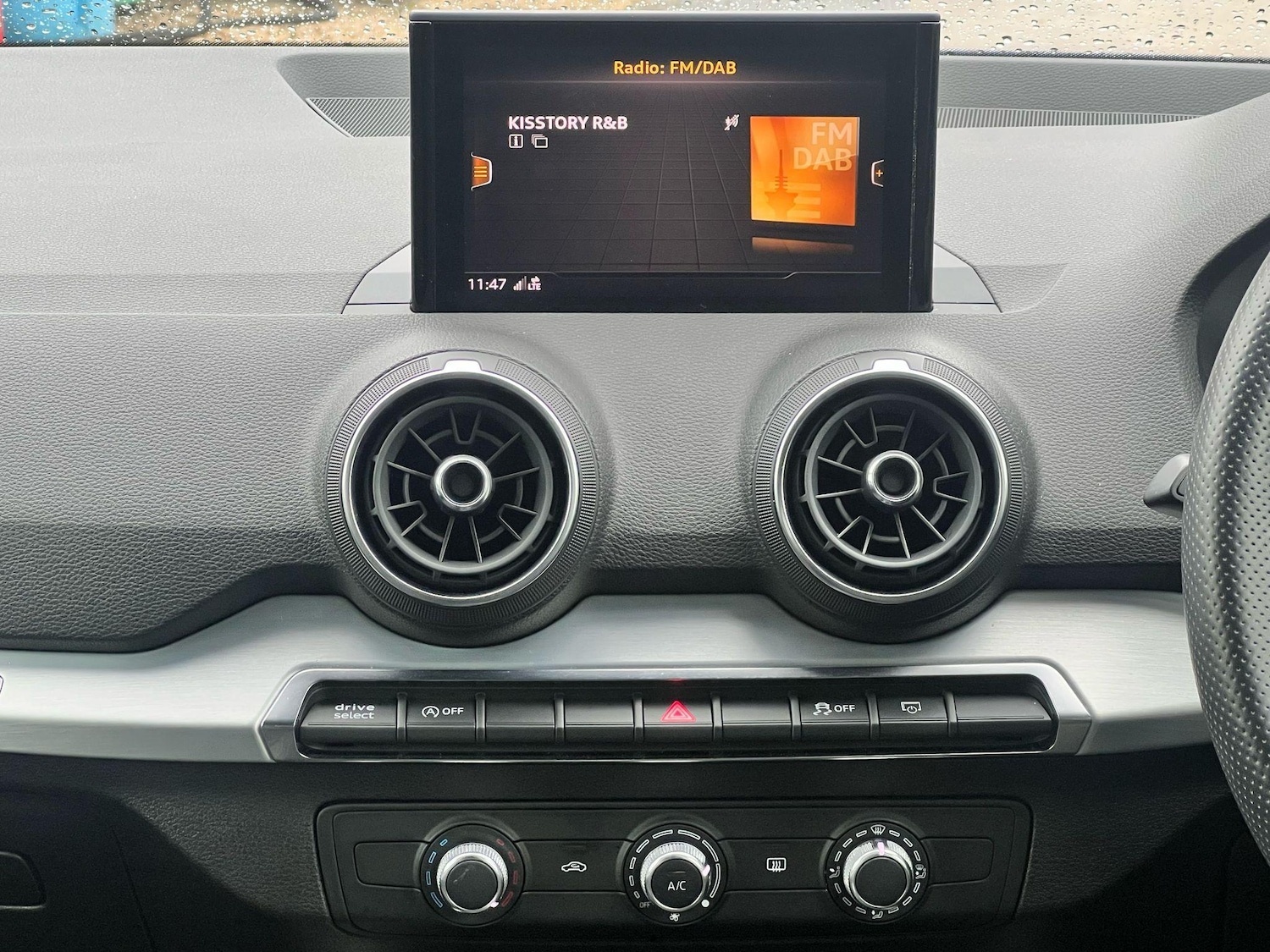 Used Audi Q2 2018 for sale - 76991111: Photo 15