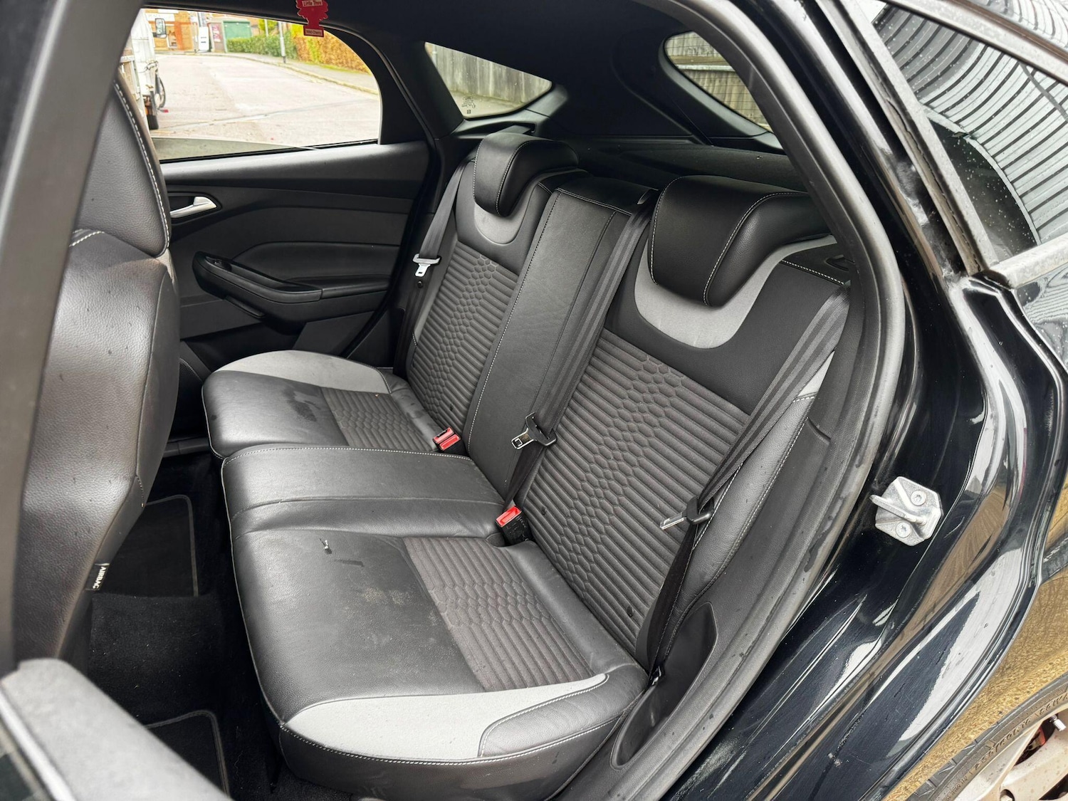 Used Ford Focus 2014 for sale - 76200292: Photo 16