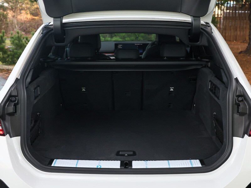 Used BMW 5 Series 2025 for sale - 76964088: Photo 13