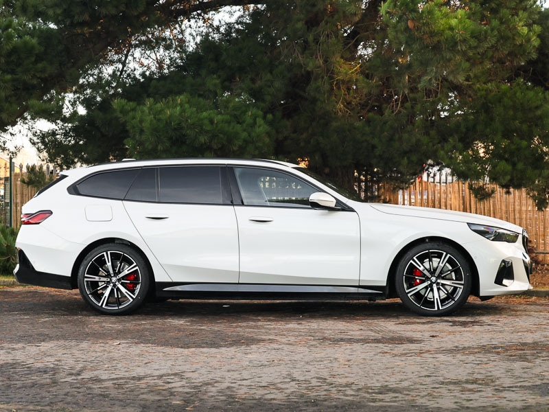 Used BMW 5 Series 2025 for sale - 76964088: Photo 2