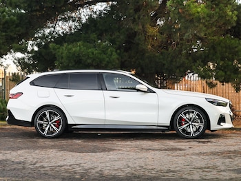 Used BMW 5 Series 2025 for sale - 76964088: Photo