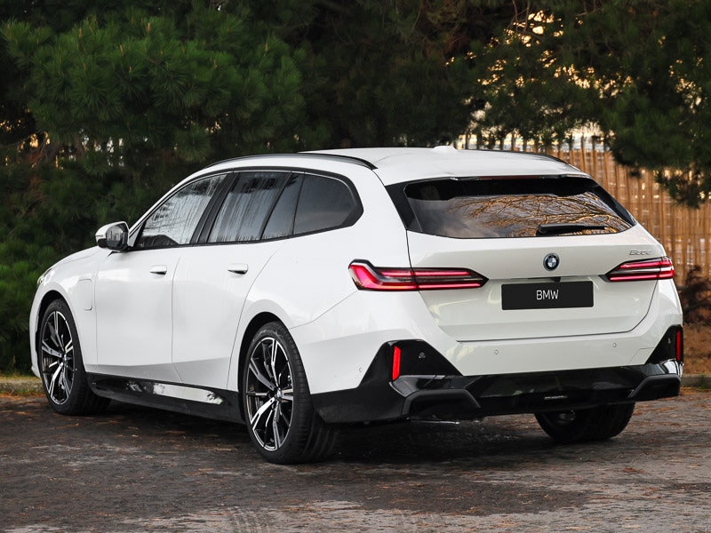 Used BMW 5 Series 2025 for sale - 76964088: Photo 3