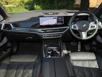 Used BMW X7 2025 for sale - 77624002: Photo