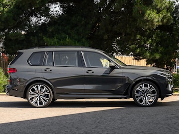 Used BMW X7 2025 for sale - 77311820: Photo