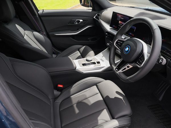 Used BMW 3 Series 2025 for sale - 75000795: Photo 6