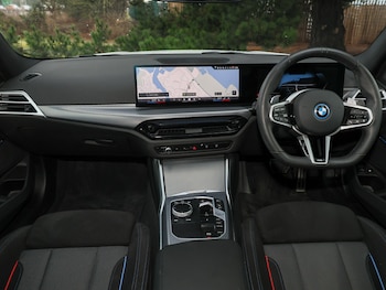 Used BMW 3 Series 2025 for sale - 78118222: Photo