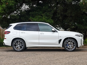 Used BMW X5 2025 for sale - 75000632: Photo