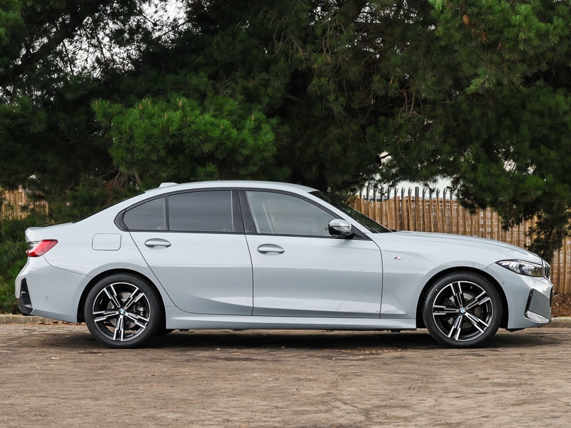 Used BMW 3 Series 2023 for sale - 77531104: Photo 2