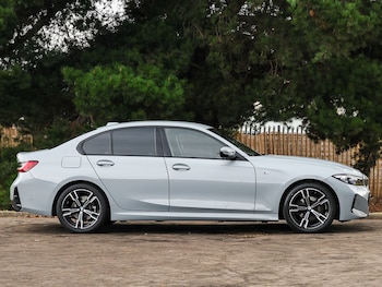 Used BMW 3 Series 2023 for sale - 77531104: Photo