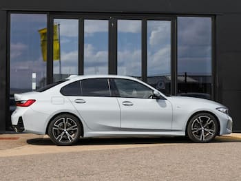 Used BMW 3 Series 2025 for sale - 79647710: Photo