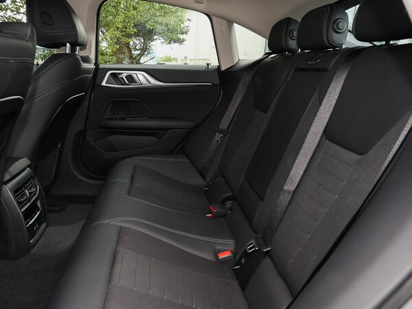 Used BMW i4 2023 for sale - 76264995: Photo 12