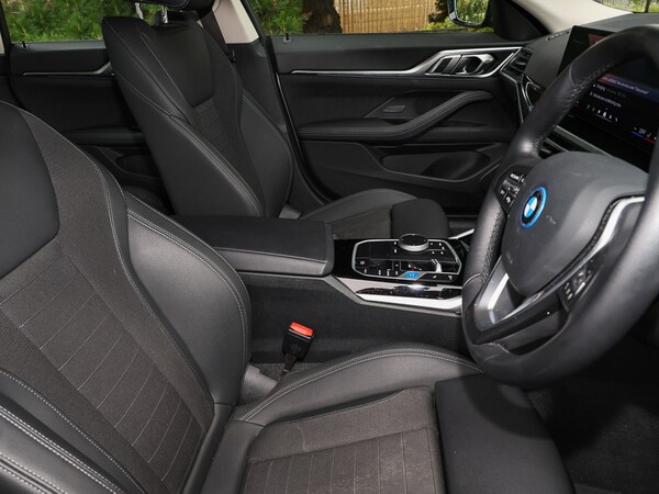 Used BMW i4 2023 for sale - 76264995: Photo 6