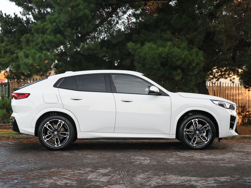 Used BMW iX2 2025 for sale - 76963972: Photo 2