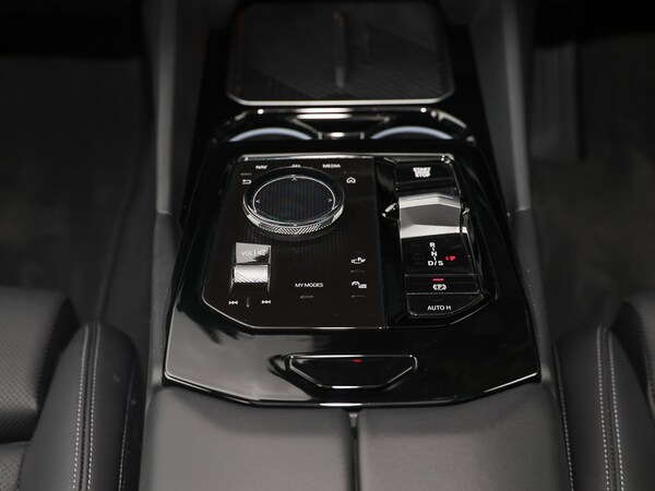 Used BMW 5 Series 2024 for sale - 76054721: Photo 10