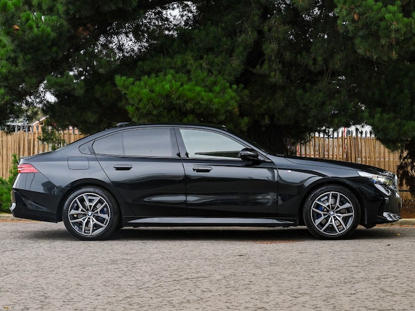 Used BMW 5 Series 2024 for sale - 76054721: Photo 2