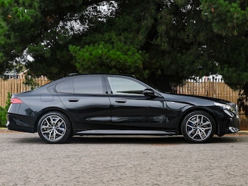 Used BMW 5 Series 2024 for sale - 76054721: Photo 2
