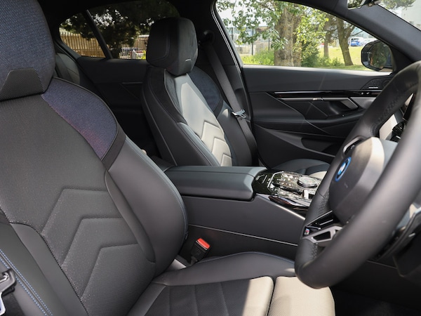 Used BMW 5 Series 2025 for sale - 74956892: Photo 11