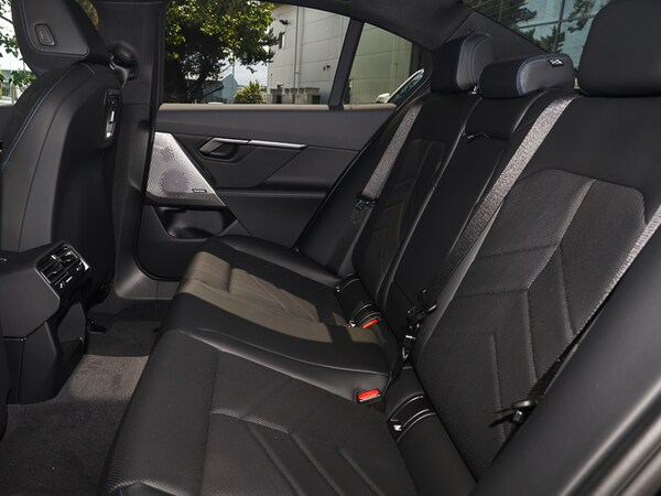 Used BMW 5 Series 2025 for sale - 74956892: Photo 12