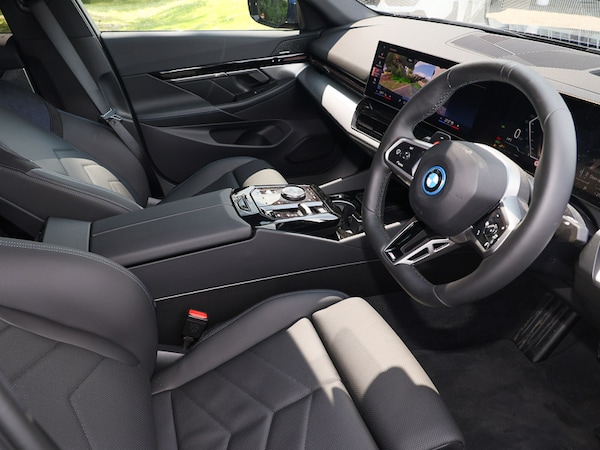 Used BMW 5 Series 2025 for sale - 74956892: Photo 6