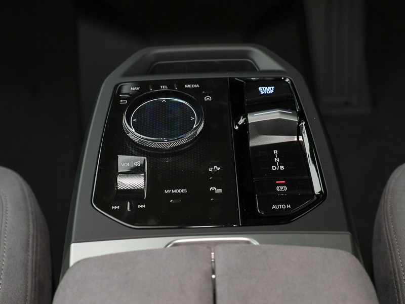 Used BMW iX 2025 for sale - 77889599: Photo 7