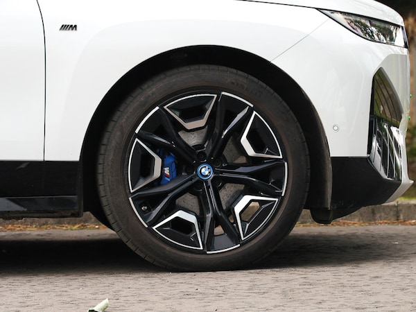 Used BMW iX 2023 for sale - 75684204: Photo 14