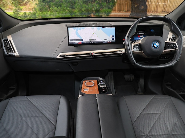 Used BMW iX 2023 for sale - 75684204: Photo 4