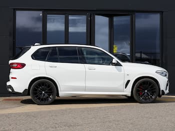 Used BMW X5 2023 for sale - 79700573: Photo