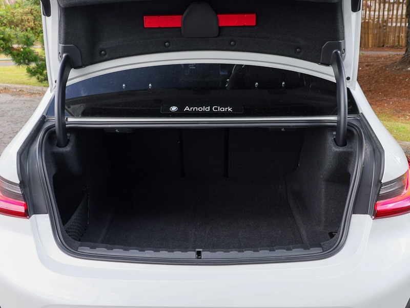 Used BMW 3 Series 2024 for sale - 77046979: Photo 13