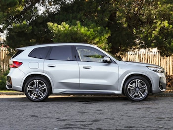 Used BMW iX1 2023 for sale - 76737115: Photo