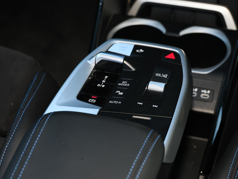 Used BMW iX1 2023 for sale - 76737115: Photo 9