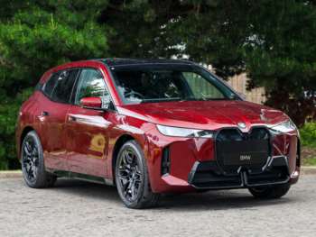 2025 - 300kW xDrive45 M Sport 101kWh 5dr Auto [Tech]