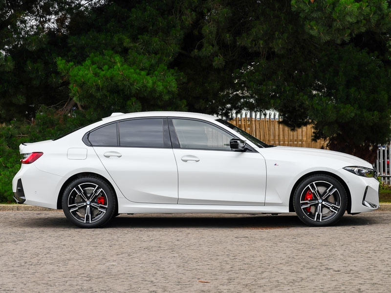 Used BMW 3 Series 2025 for sale - 76571606: Photo 2