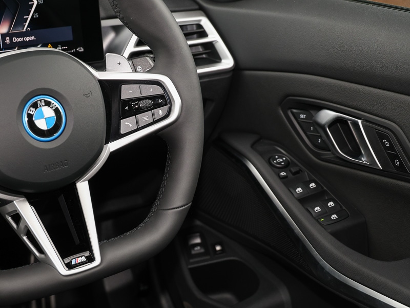 Used BMW 3 Series 2025 for sale - 76571549: Photo 18