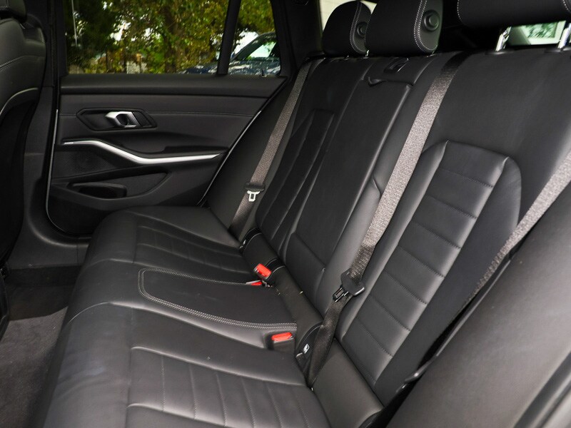 Used BMW 3 Series 2024 for sale - 76052597: Photo 12